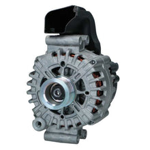 Laden Sie das Bild in den Galerie-Viewer, Valeo Lichtmaschine Generator passend für BMW 220A FG23S044  439699